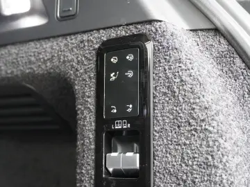 LAND ROVER Range Rover P530 SV Autobiography AWD