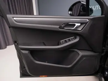 Porsche Macan 2.0 benzina 252 CP garantie
