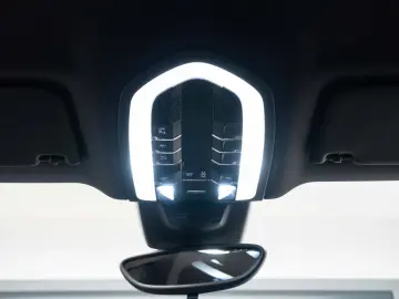 Porsche Macan 2.0 benzina 252 CP garantie