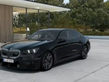 BMW M5 Limousine G90 Pano   Adapt. LED