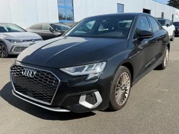 AUDI A3 30 TFSI advanced 1.0 TFSI LIMO AHK CAM TRAVEL