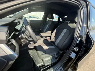 AUDI A3 30 TFSI advanced 1.0 TFSI LIMO AHK CAM TRAVEL