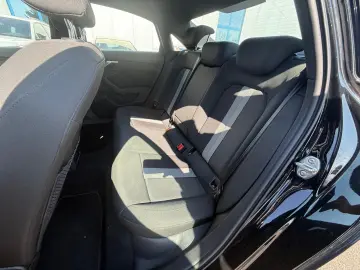 AUDI A3 30 TFSI advanced 1.0 TFSI LIMO AHK CAM TRAVEL