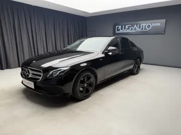 Mercedes-Benz E 200 - unic propietar  - istoric service