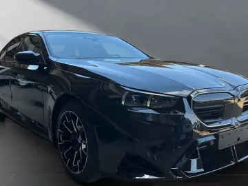 BMW M5 Limousine