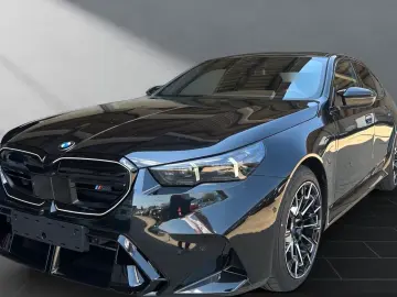 BMW M5 Limousine