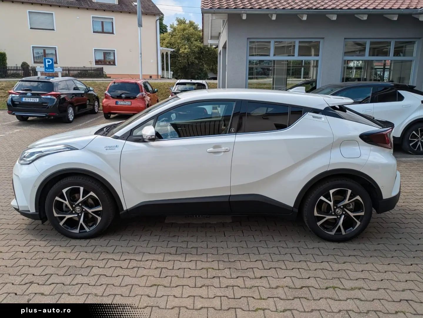 TOYOTA C-HR 2.0 Hybrid  Team Deutschland