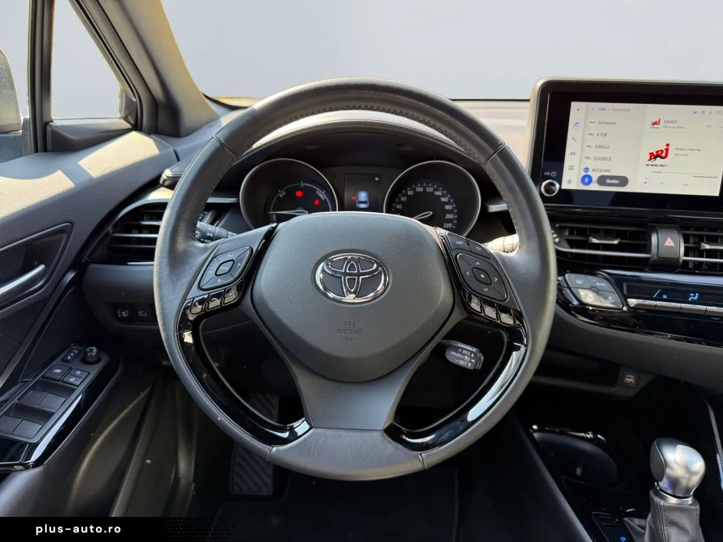 TOYOTA C-HR 2.0 Hybrid Team D  RCam CarPlay