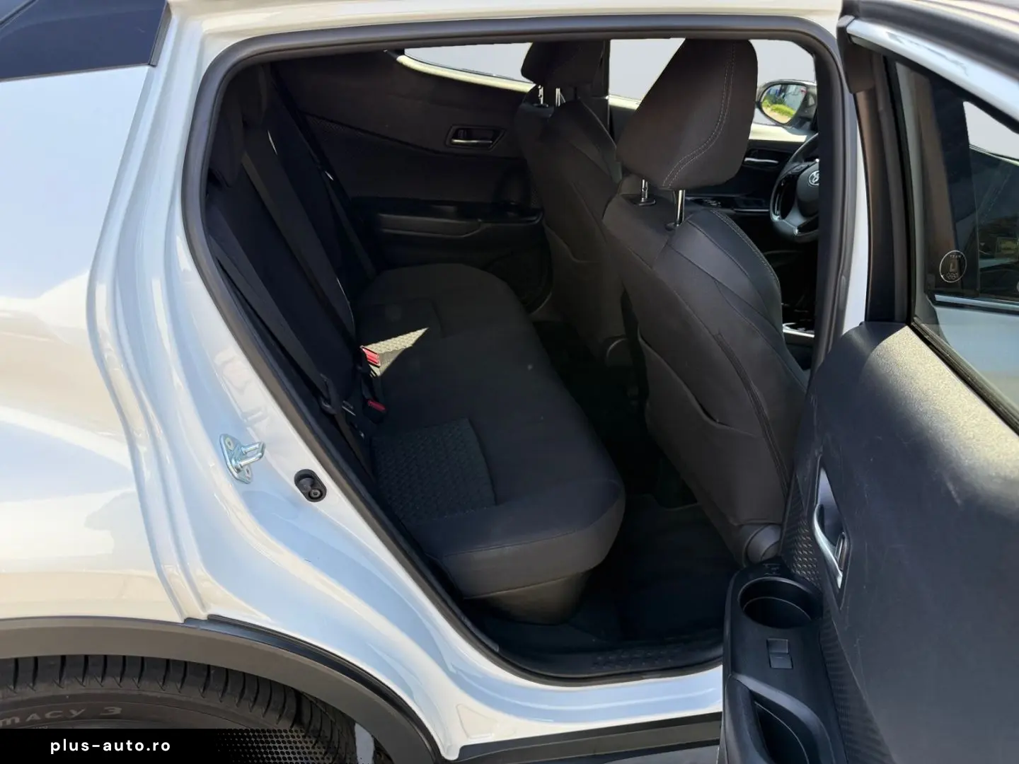 TOYOTA C-HR 2.0 Hybrid Team D  RCam CarPlay