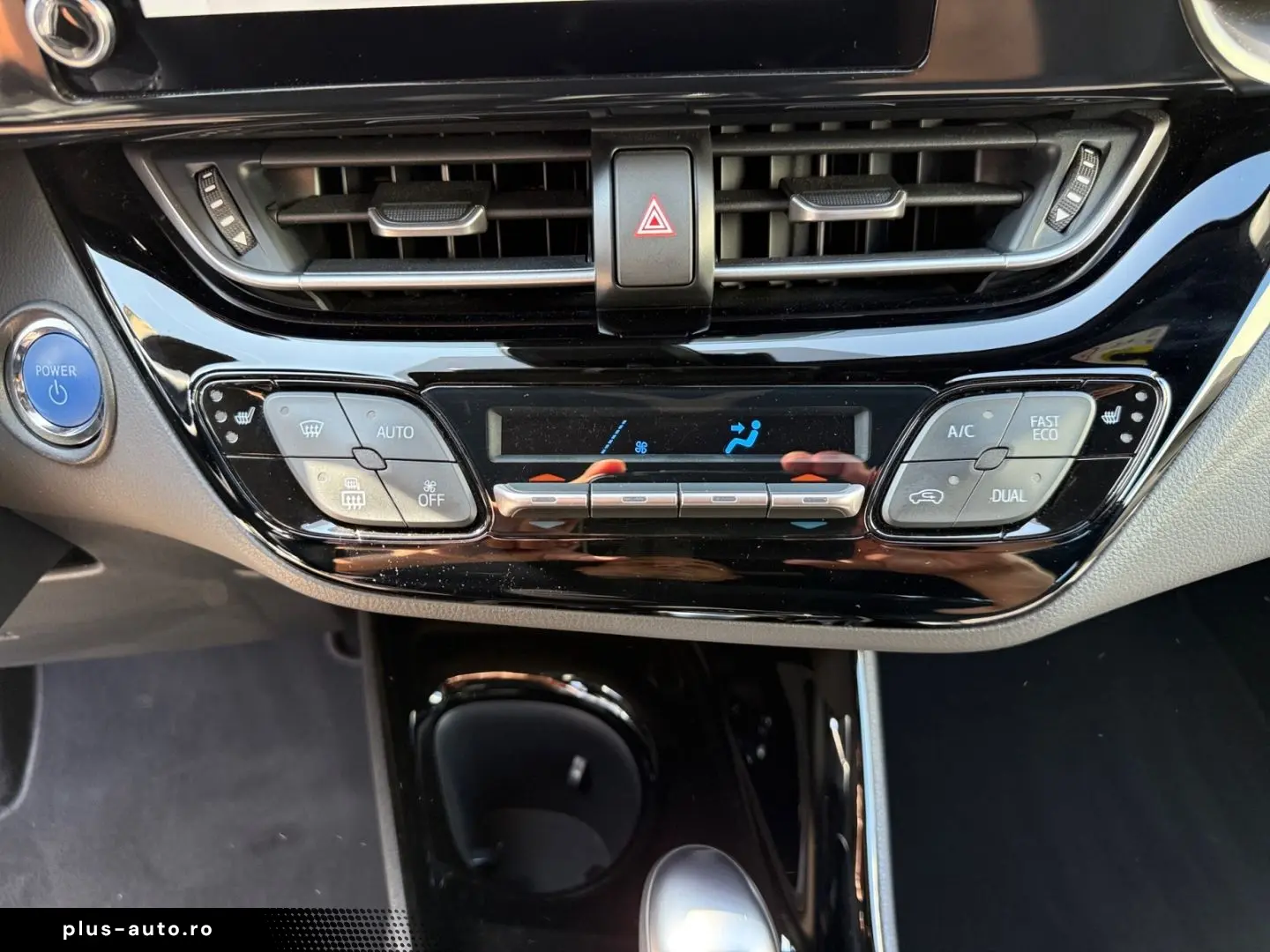 TOYOTA C-HR 2.0 Hybrid Team D  RCam CarPlay