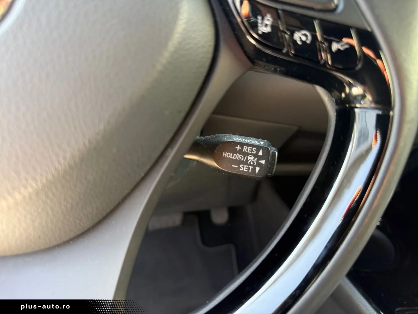 TOYOTA C-HR 2.0 Hybrid Team D  RCam CarPlay