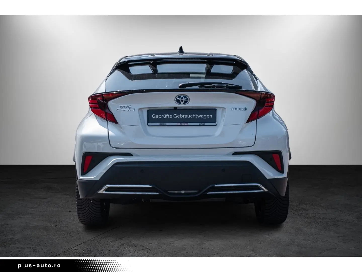 TOYOTA C-HR 2.0l Team D Hybrid Android-Auto Apple