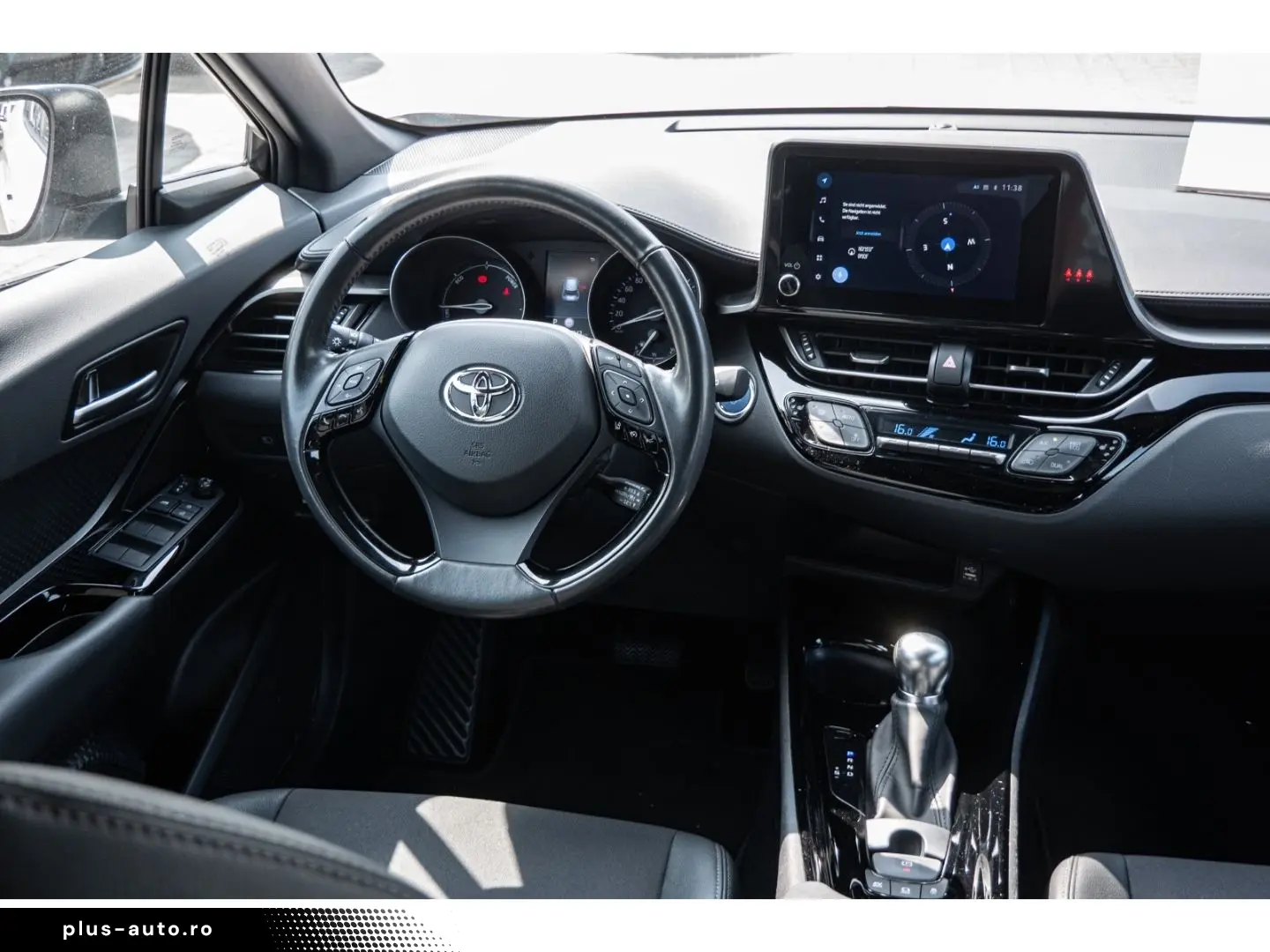 TOYOTA C-HR 2.0l Team D Hybrid Android-Auto Apple