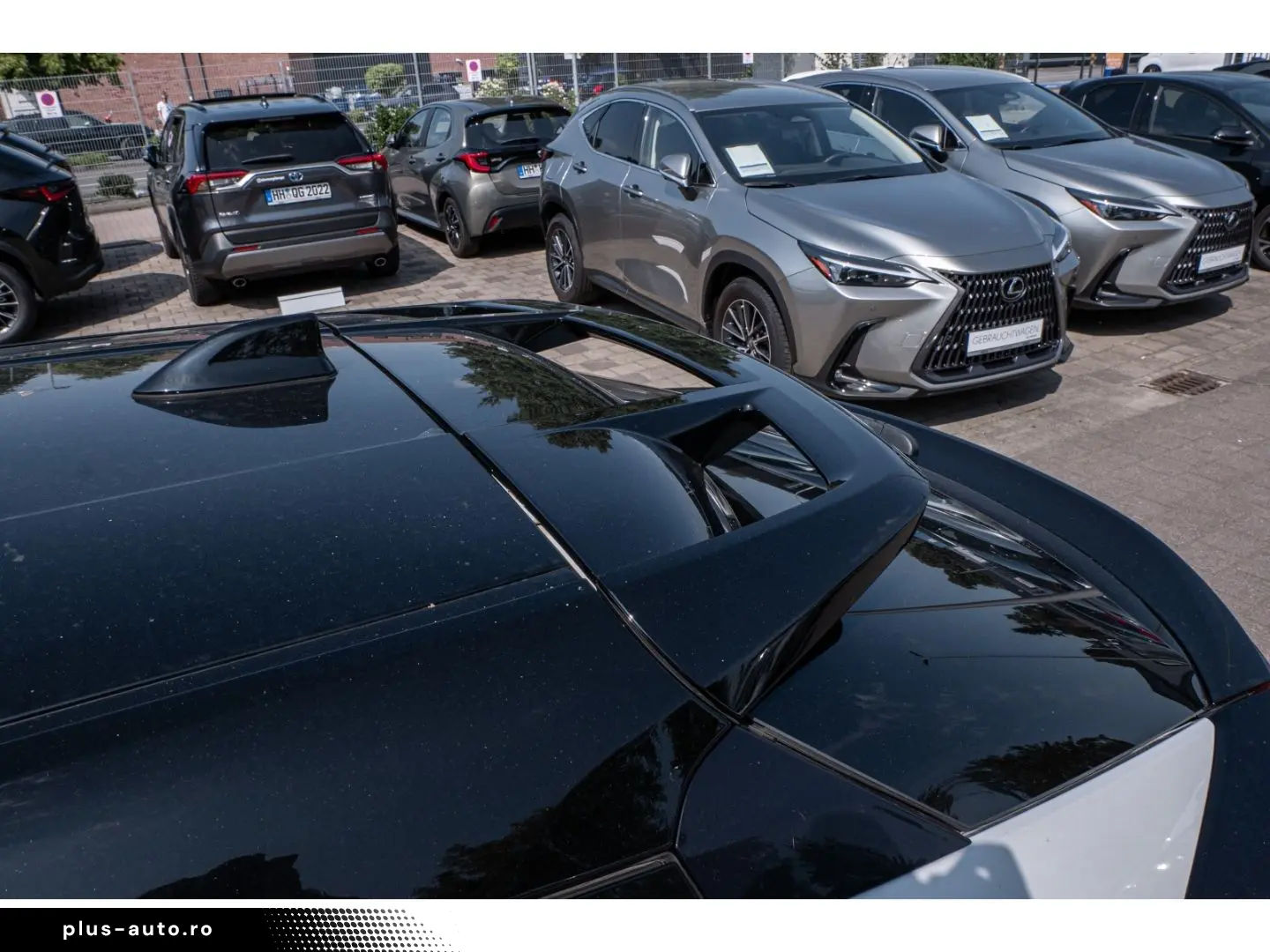 TOYOTA C-HR 2.0l Team D Hybrid Android-Auto Apple