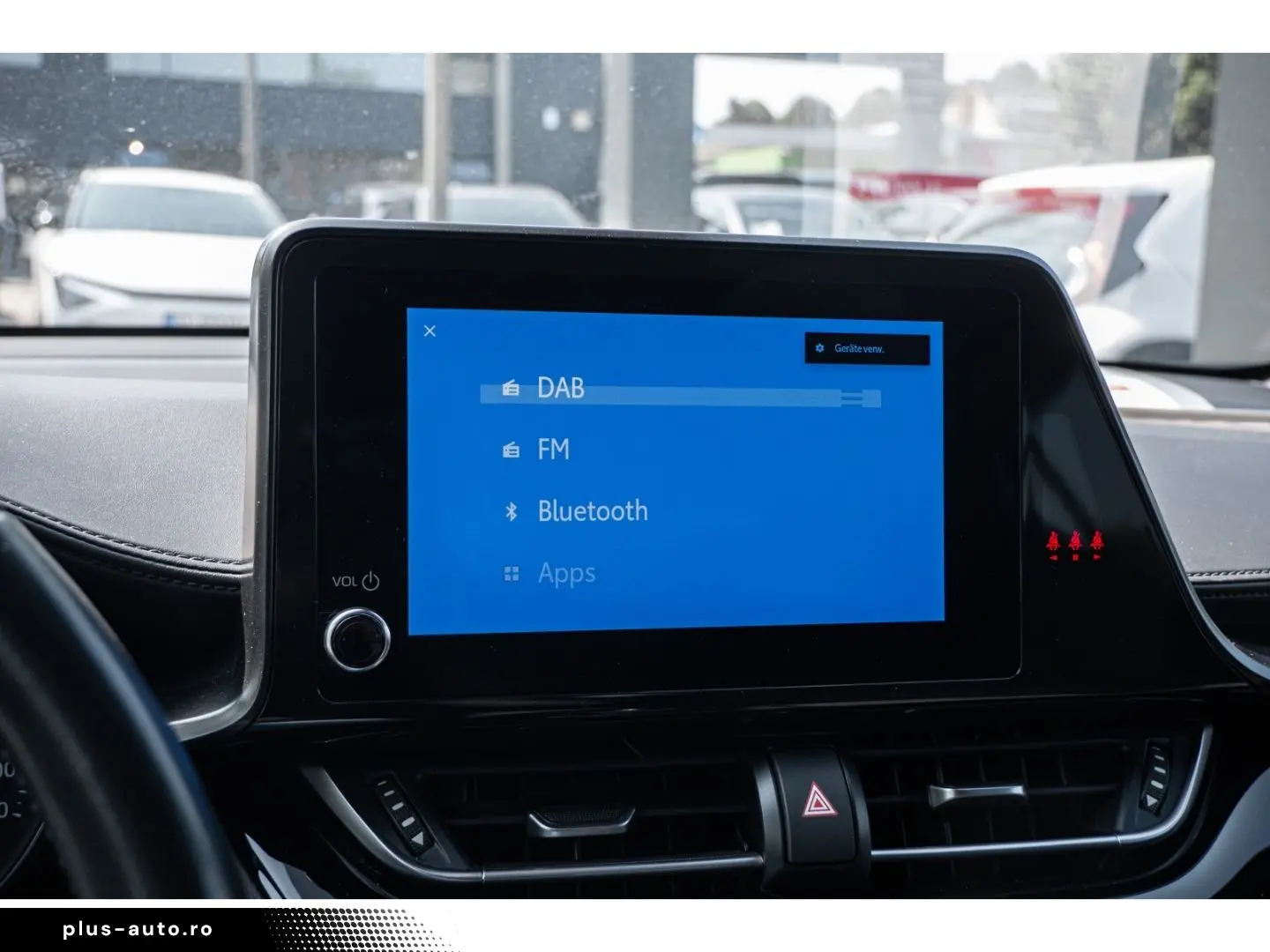 TOYOTA C-HR 2.0l Team D Hybrid Android-Auto Apple