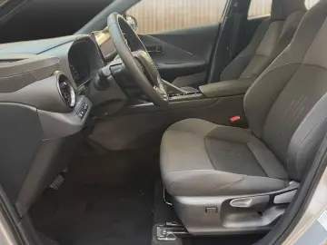 TOYOTA C-HR 1.8 Hybrid Team D   Technik-Paket