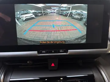 TOYOTA C-HR 1.8 Hybrid Team D   Technik-Paket