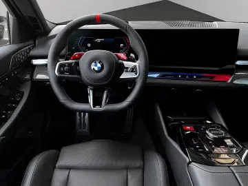 BMW M5 Touring UPE