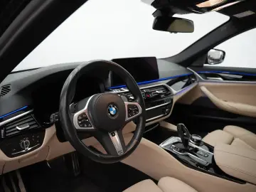 BMW 540 xDrive M SPORT