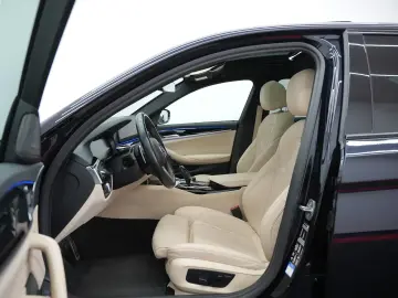 BMW 540 xDrive M SPORT