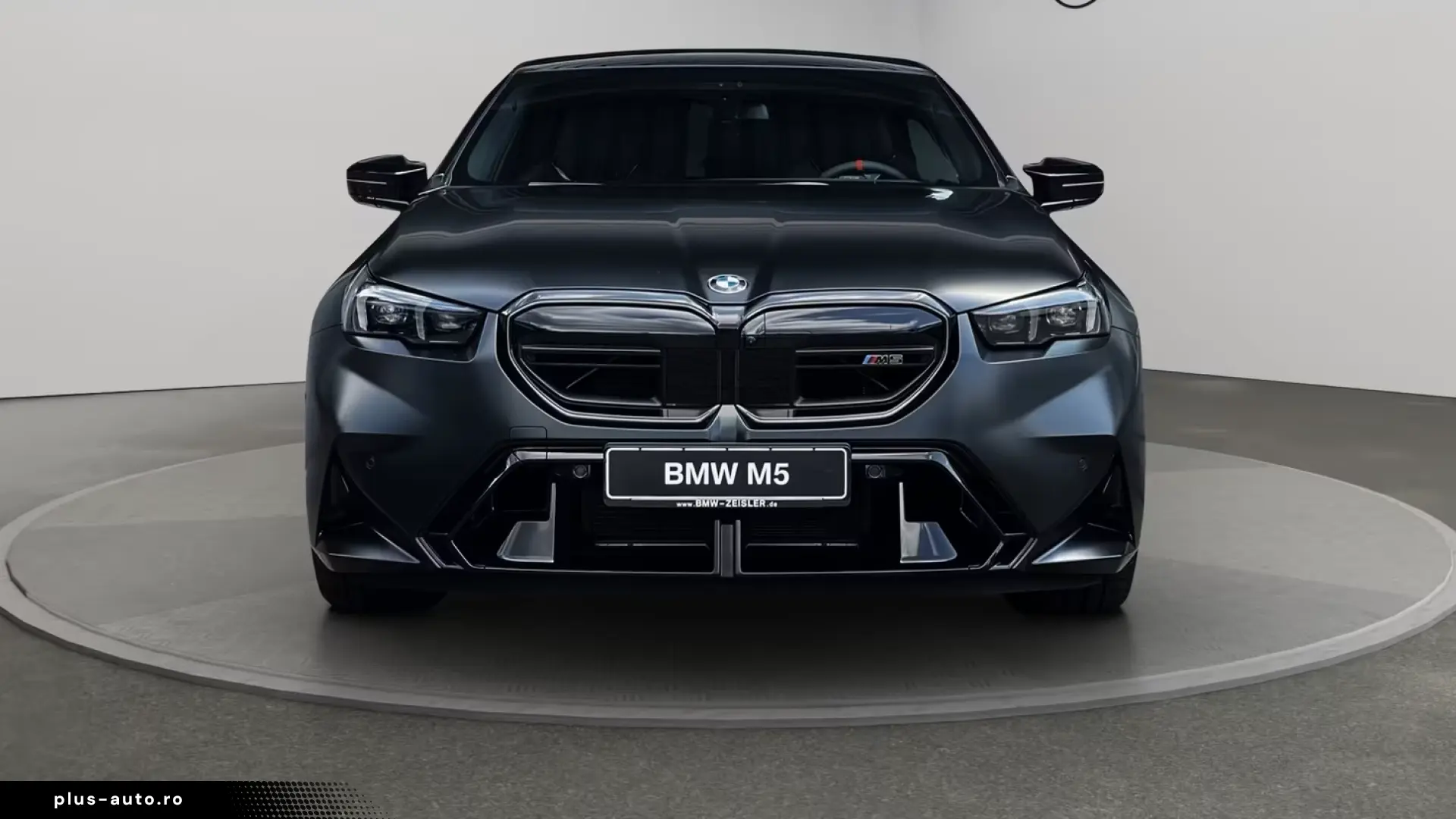 BMW M5 Limousine FROZEN BLACK