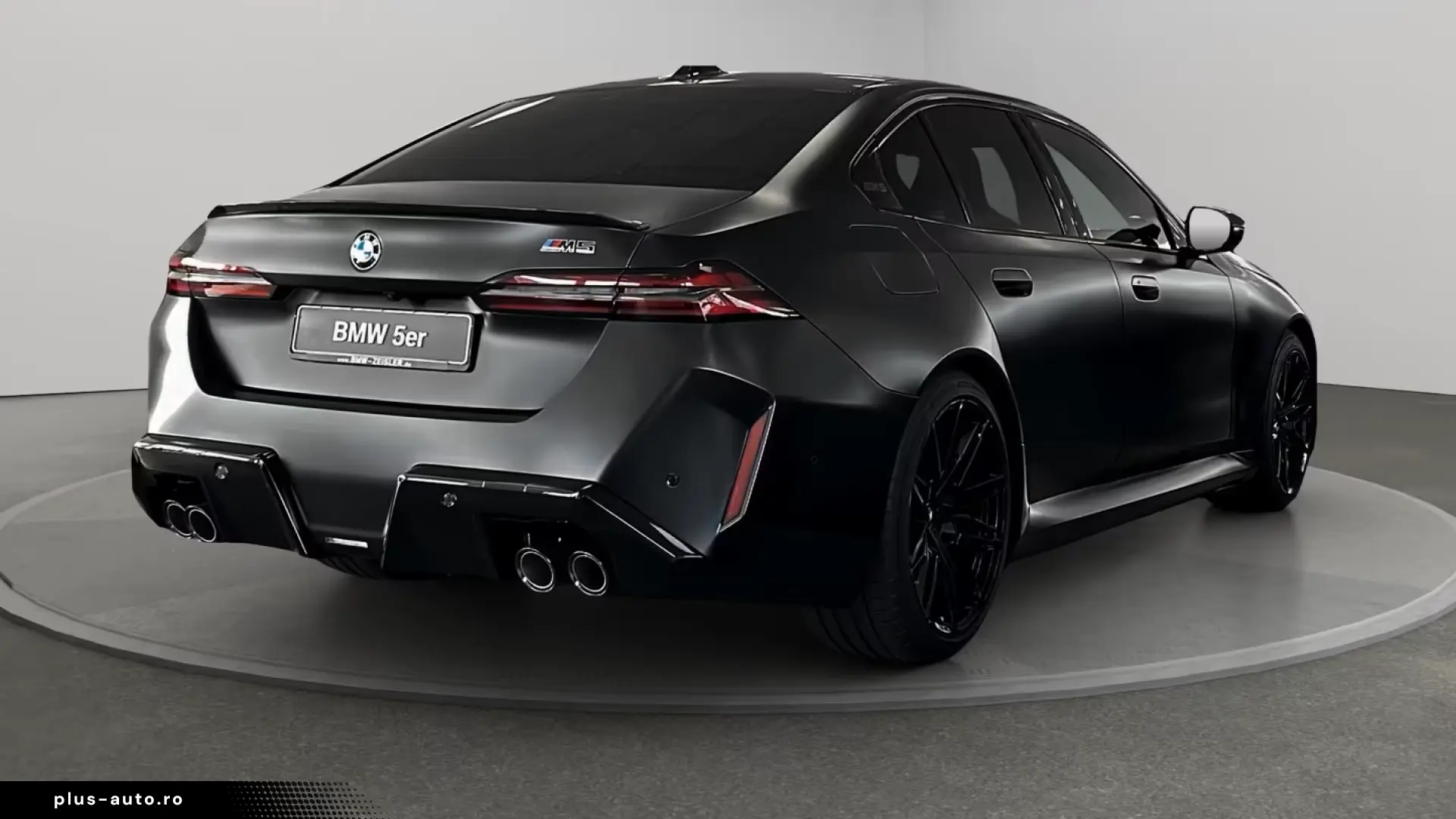 BMW M5 Limousine FROZEN BLACK