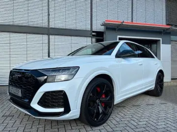 AUDI RSQ8 4.0 TFSI MATRIX HUD B&O PANO 23