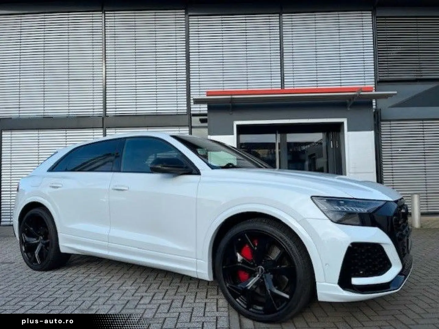 AUDI RSQ8 4.0 TFSI MATRIX HUD B&O PANO 23