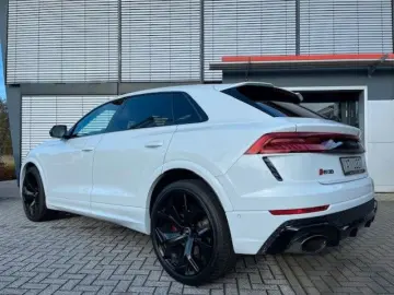 AUDI RSQ8 4.0 TFSI MATRIX HUD B&O PANO 23