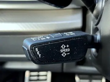 AUDI RSQ8 4.0 TFSI MATRIX HUD B&O PANO 23