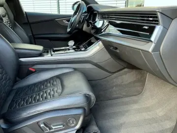 AUDI RSQ8 4.0 TFSI MATRIX HUD B&O PANO 23