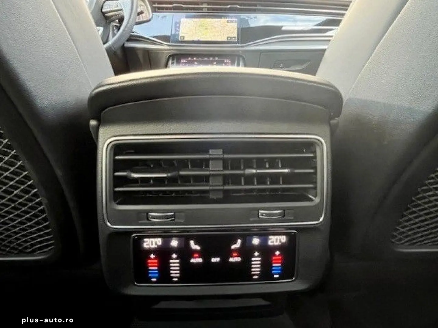 AUDI RSQ8 4.0 TFSI MATRIX HUD B&O PANO 23