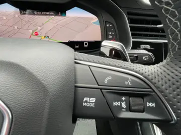AUDI RS Q8 4.0 TFSI qu. BLACK MATRIX DYNAMIK HUD PANO