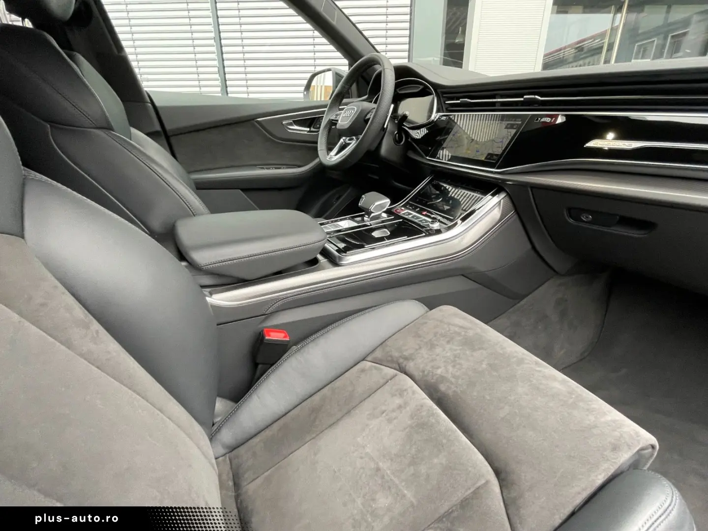 AUDI RS Q8 4.0 TFSI qu. BLACK MATRIX DYNAMIK HUD PANO