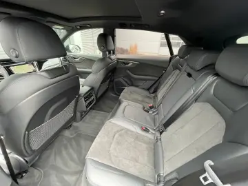 AUDI RS Q8 4.0 TFSI qu. BLACK MATRIX DYNAMIK HUD PANO