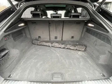 AUDI RS Q8 4.0 TFSI qu. BLACK MATRIX DYNAMIK HUD PANO