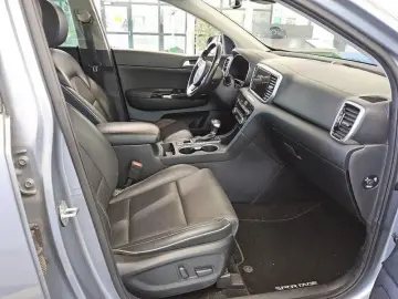 KIA Sportage 1.6 T-GDI Black Edition Aut. Kamera SHZ