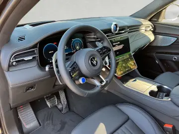 Maserati Grecale Trofeo AWD_ACC_HUD_LED