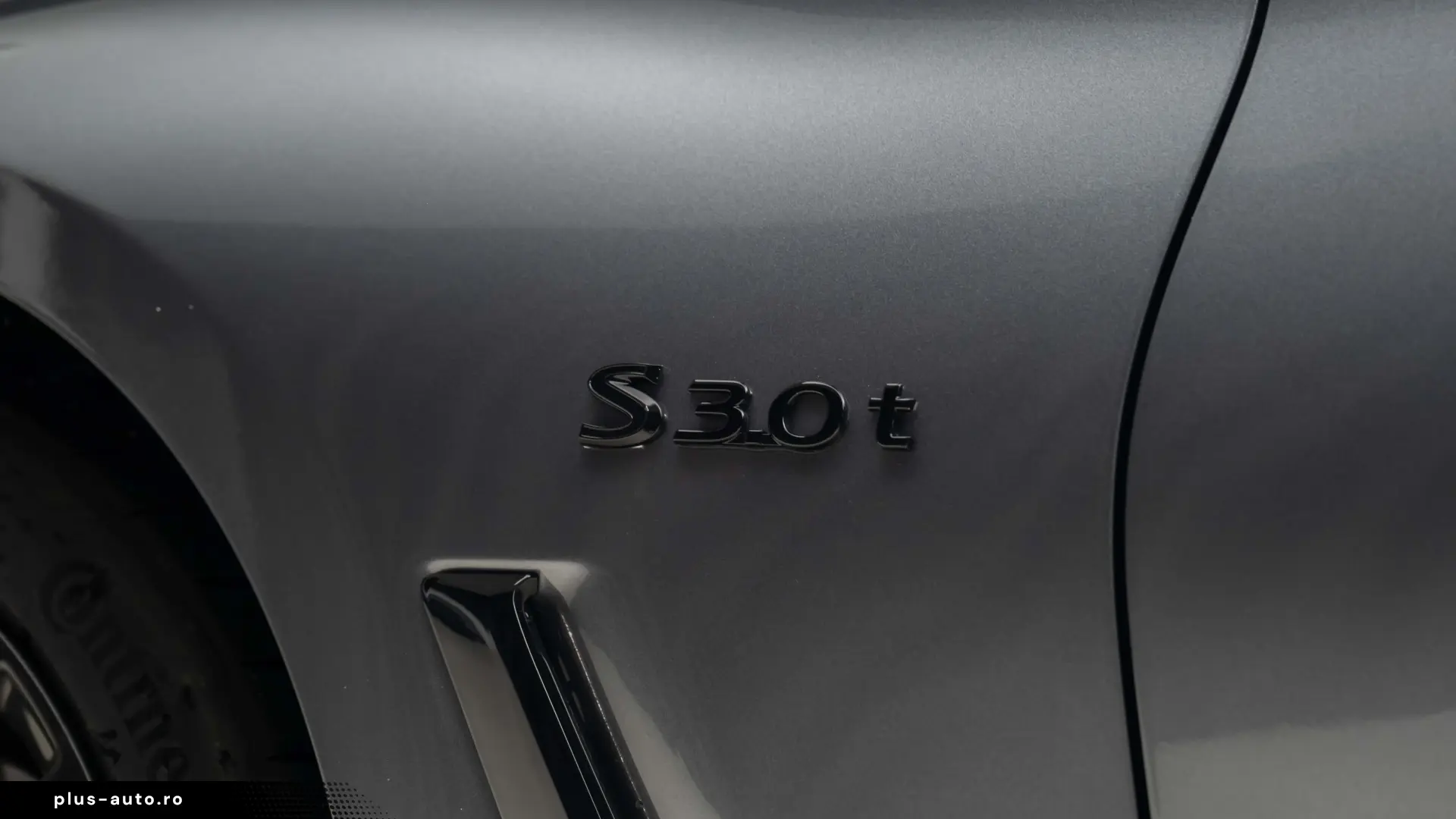 Infiniti Q60S Red Sport 3.0 T V6