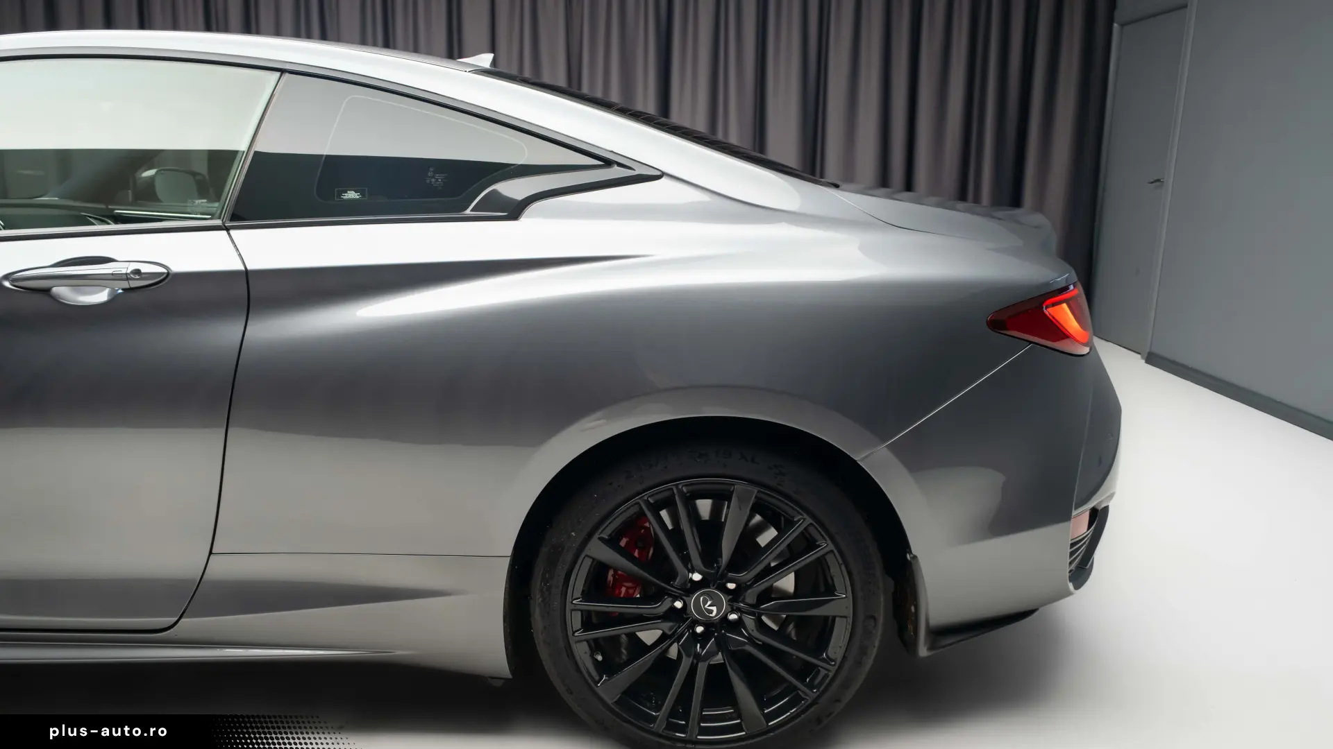 Infiniti Q60S Red Sport 3.0 T V6