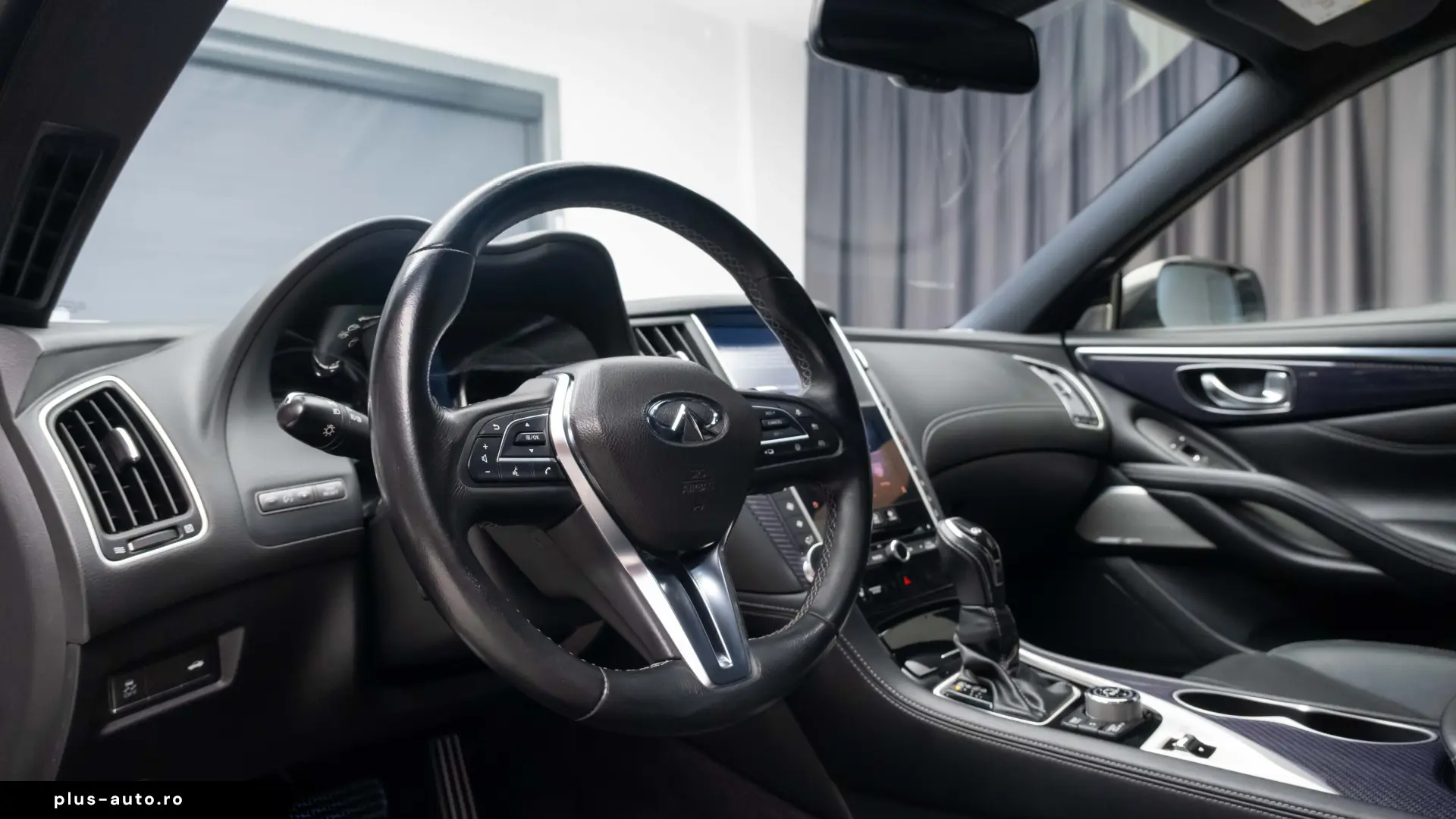 Infiniti Q60S Red Sport 3.0 T V6