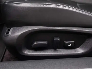 Infiniti Q60S Red Sport 3.0 T V6