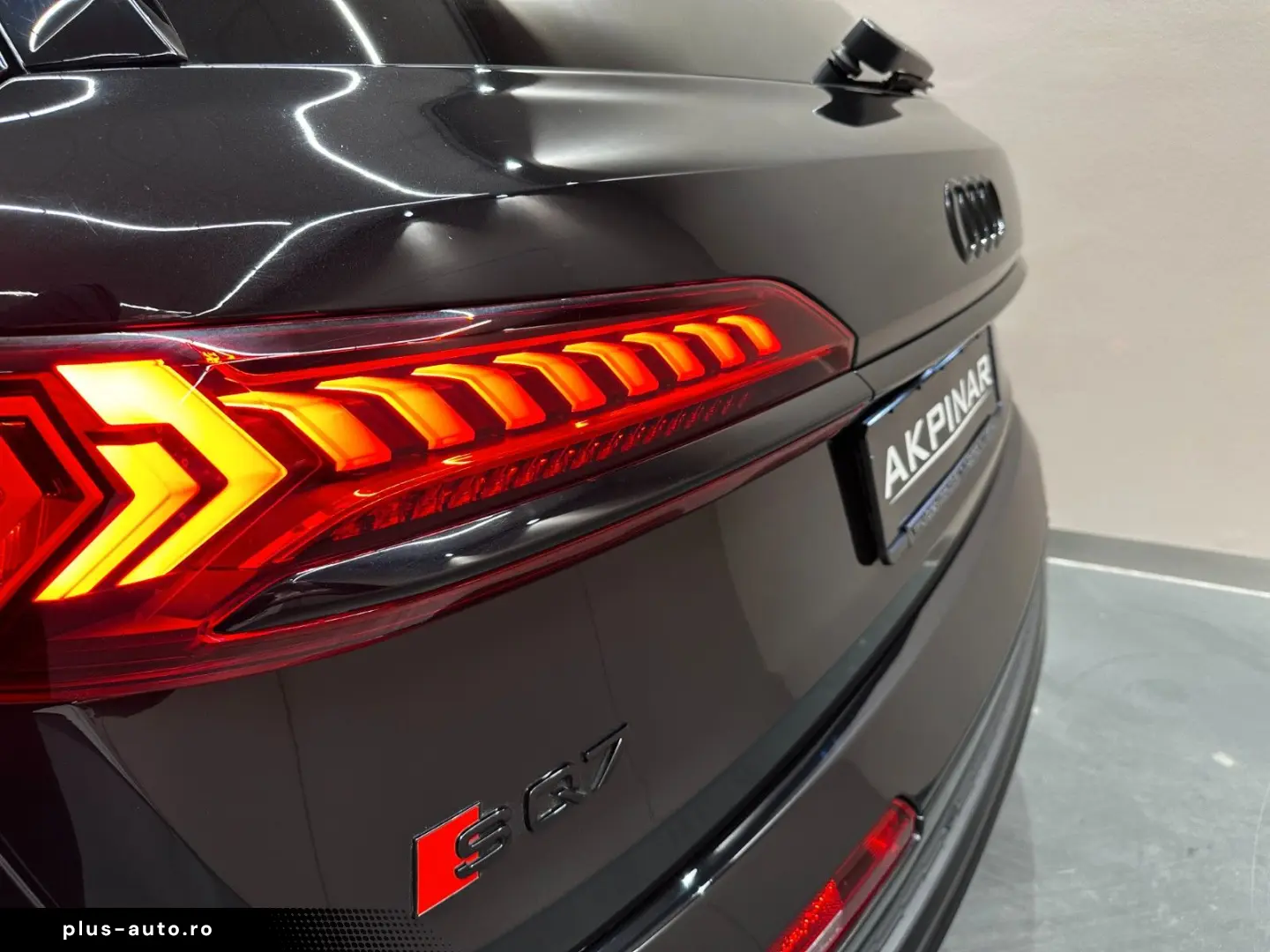 AUDI SQ7 4.0 TFSI quattro AUDI-Exclusive 1.HAND PANO