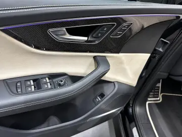 AUDI SQ7 4.0 TFSI quattro AUDI-Exclusive 1.HAND PANO