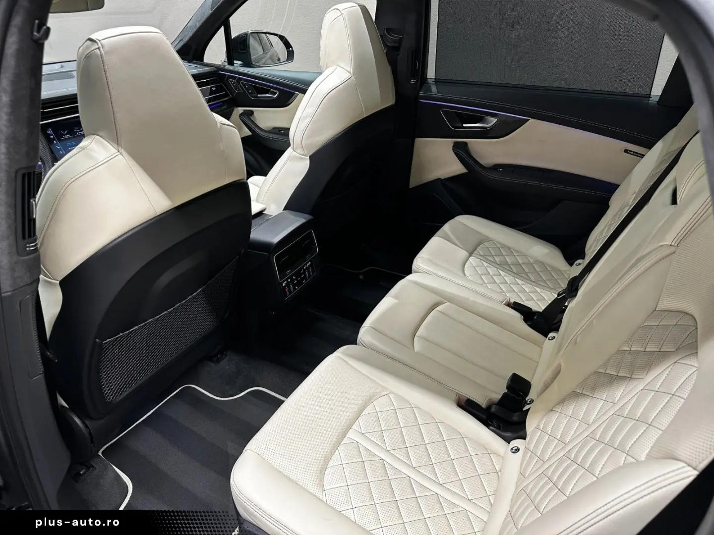 AUDI SQ7 4.0 TFSI quattro AUDI-Exclusive 1.HAND PANO