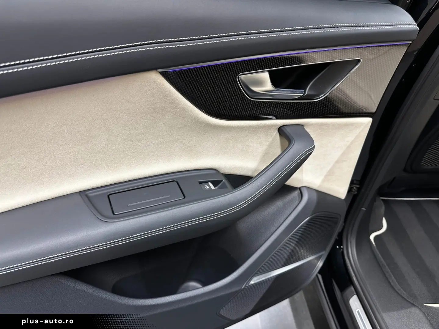 AUDI SQ7 4.0 TFSI quattro AUDI-Exclusive 1.HAND PANO