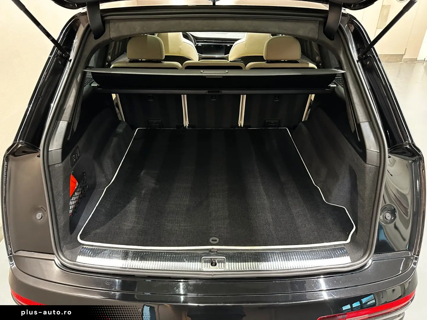 AUDI SQ7 4.0 TFSI quattro AUDI-Exclusive 1.HAND PANO