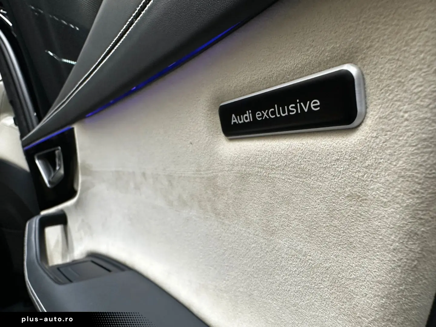 AUDI SQ7 4.0 TFSI quattro AUDI-Exclusive 1.HAND PANO