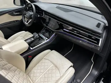 AUDI SQ7 4.0 TFSI quattro AUDI-Exclusive 1.HAND PANO