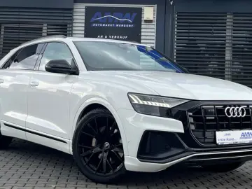 AUDI Q8 50 S Line Competition Plus  Pano AHK ACC VOLL
